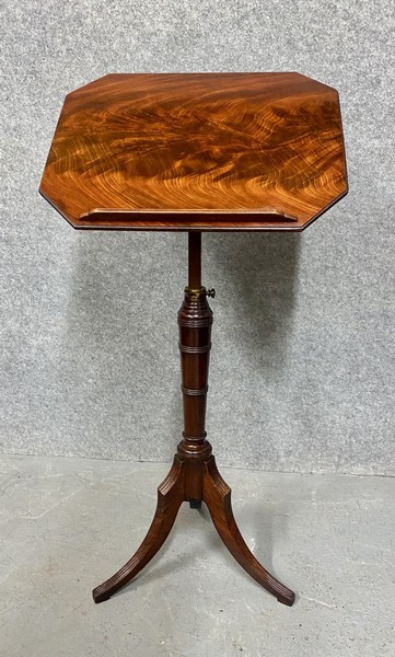 George III Beautifully Figured Mahogany Reading Table
