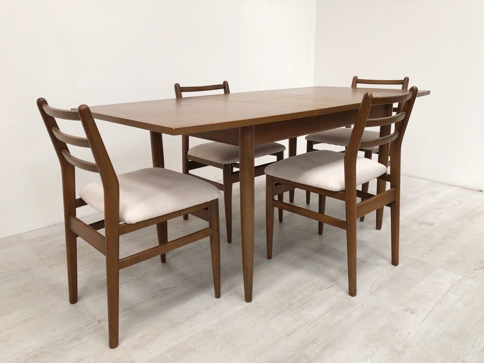 Scandart Vintage Mid Century 1960 S Golden Elm Extending Dining