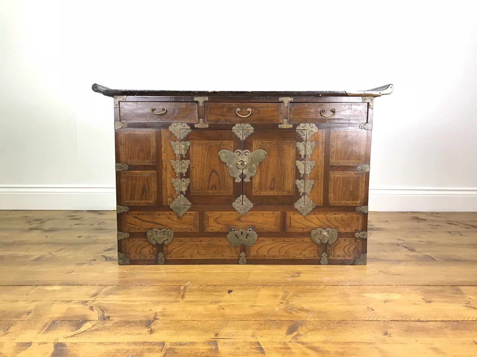 Nice Rustic Chinese Chest Of Drawers Vintage Antique Japanese Tv