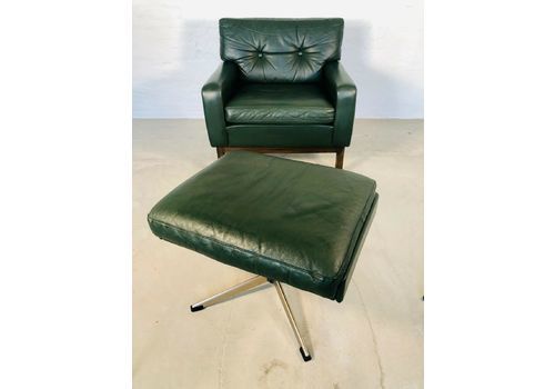 Vintage Danish Mid Century Leather Lounge Chair With Matching Footstool 1970,S