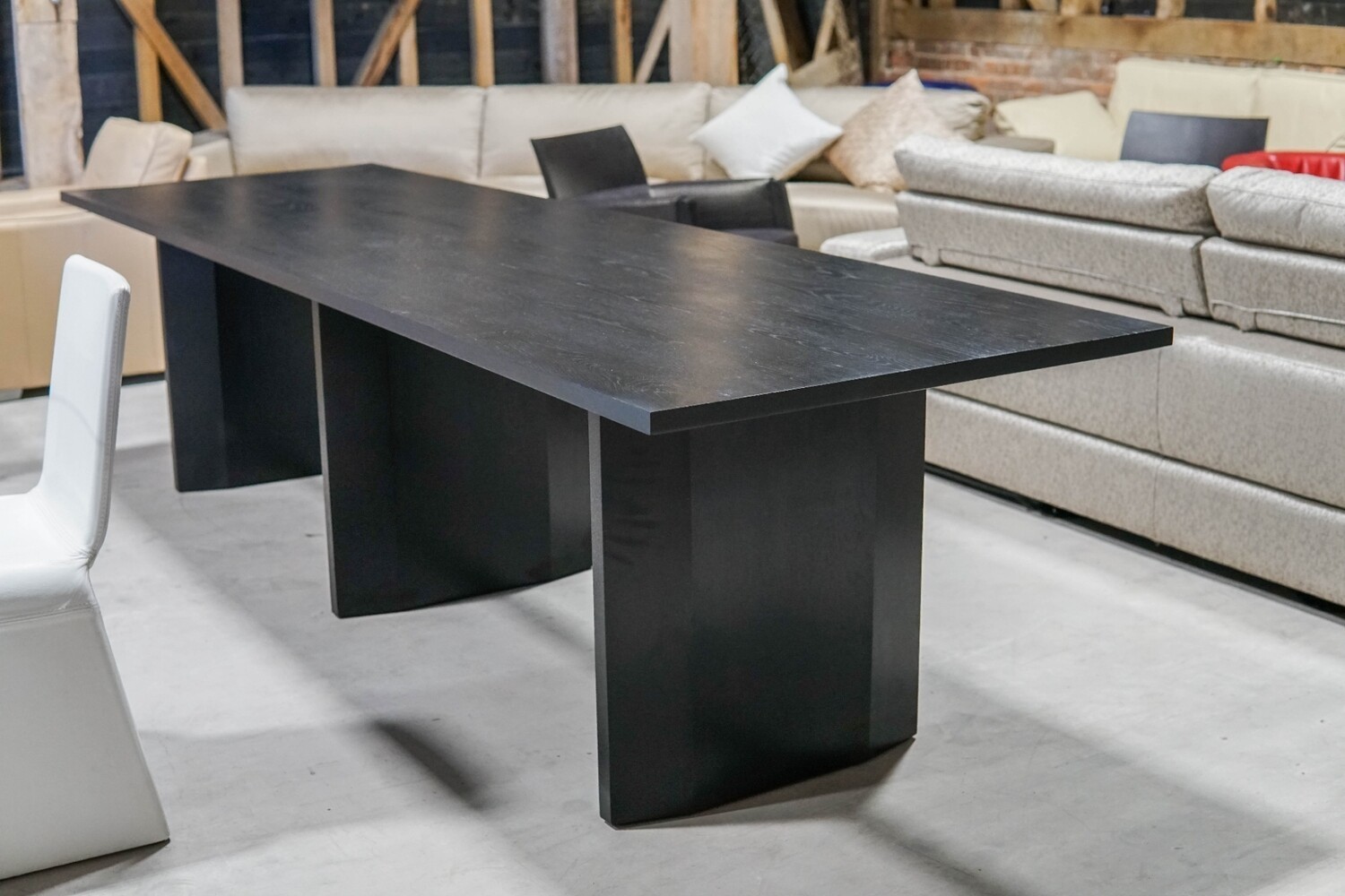 Hutchinson Furniture And Interiors Bespoke English Oak Dining Table