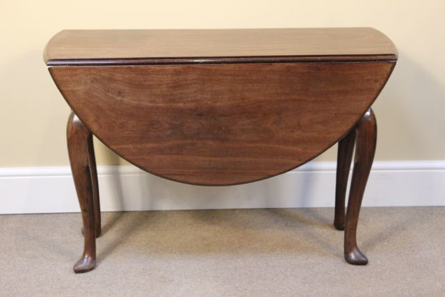 18thc. Honduras Mahogany Drop Leaf Supper Table