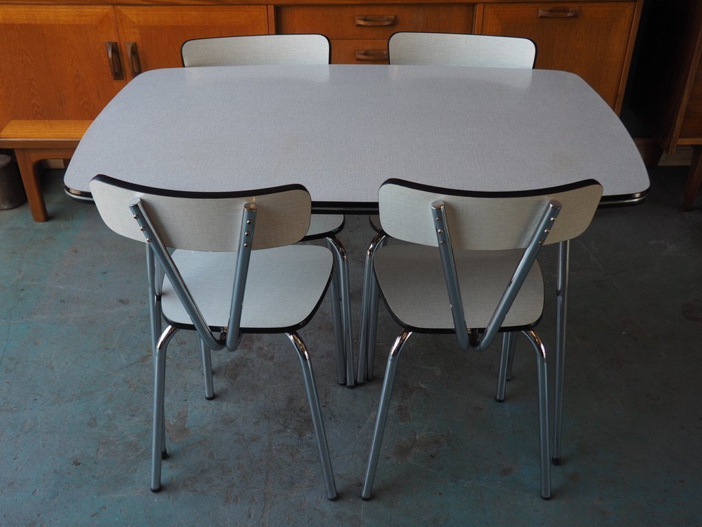 Vintage 1960 S Kitchenette Dining Set Table Four Chairs In Chrome White Formica Vinterior