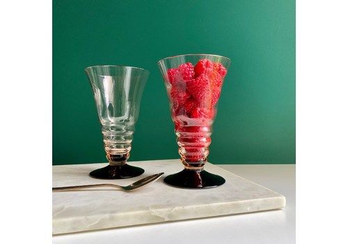 Set Of 2 Retro Pink Beehive Cocktail Black Footed Dessert Cups | Vintage Glassware