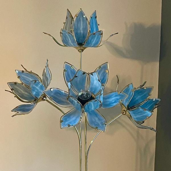 glass lotus flower lamp