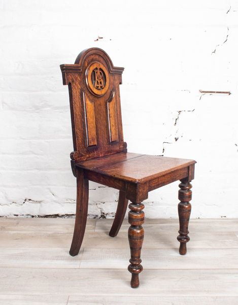 Vintage Antique 19th Century Carved Oak Crested Hall Accent Chair Vinterior