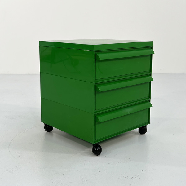 Chest Of Drawers On Wheels Model “4601” By Simon Fussell For Kartell